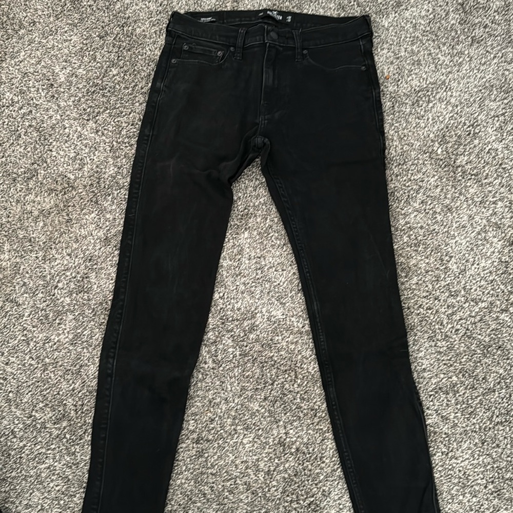 Black jeans. Hollister.
